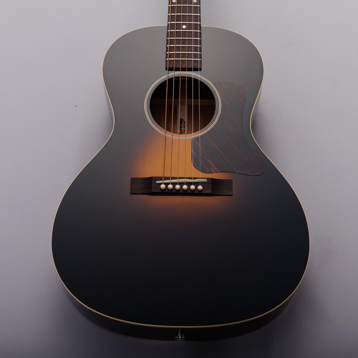 上質で強度と安定性に優れたボディトップ材