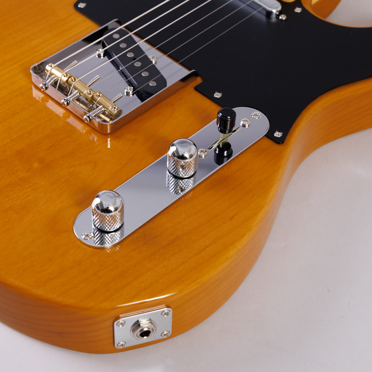 一流ブランド製の電装パーツ