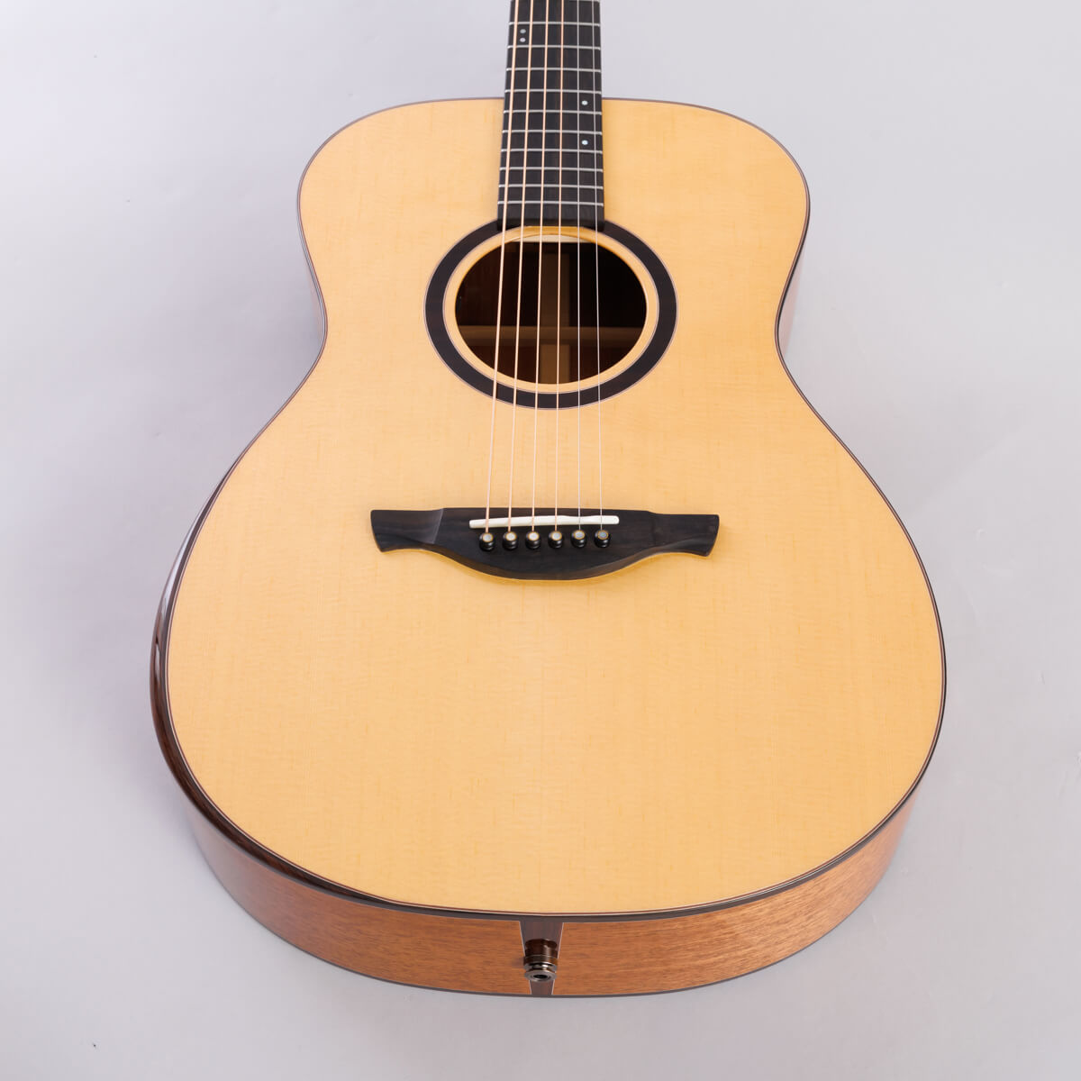 スプルーストップ＋マホガニーサイドバック（オール単板）