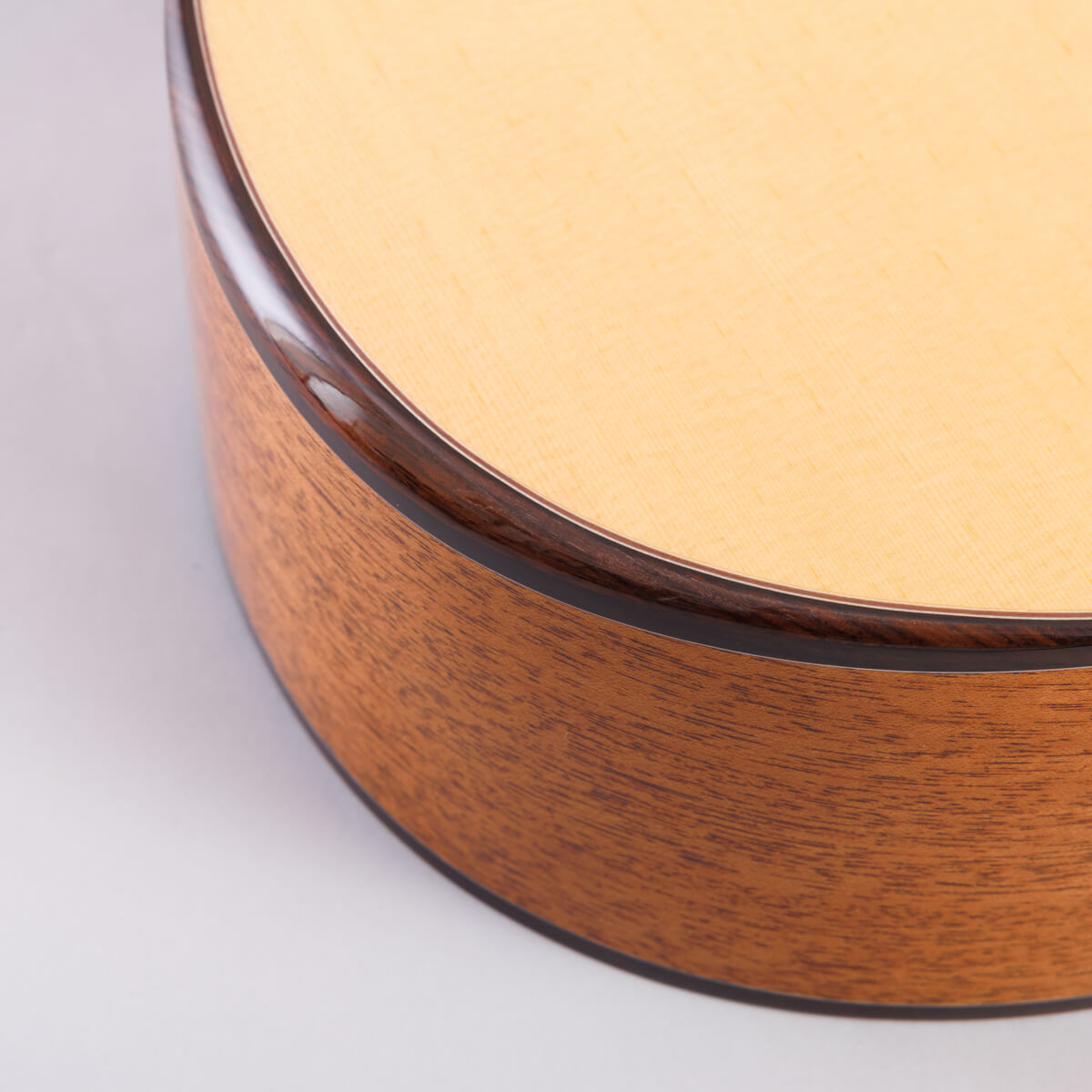 エルボーカット