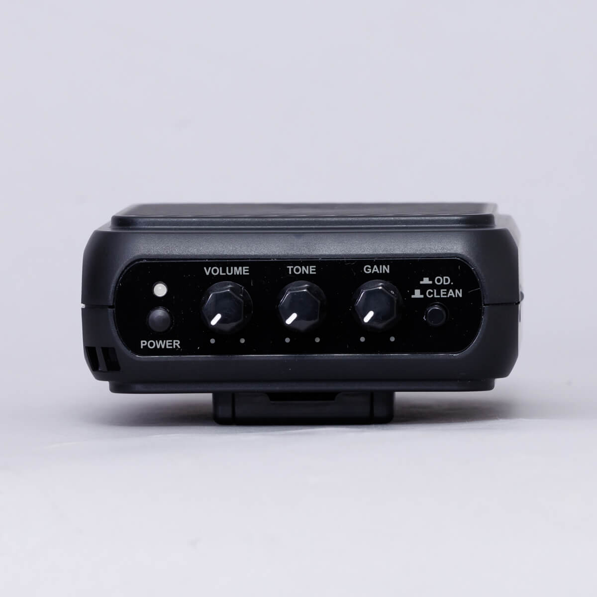 ヘッドフォン端子・外部入力機能内蔵