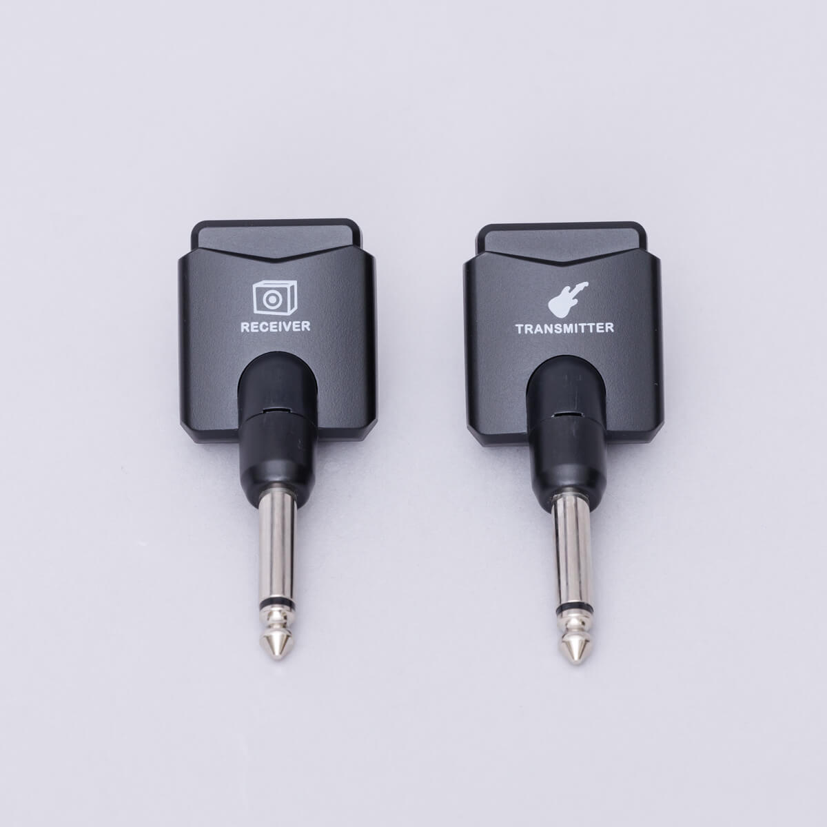 わかりやすいロゴを刻印