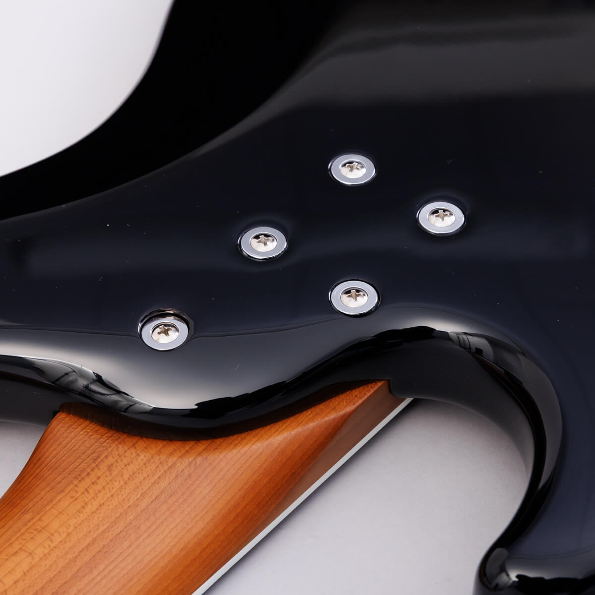 ディープジョイントネック（ボディ裏ブッシュ）