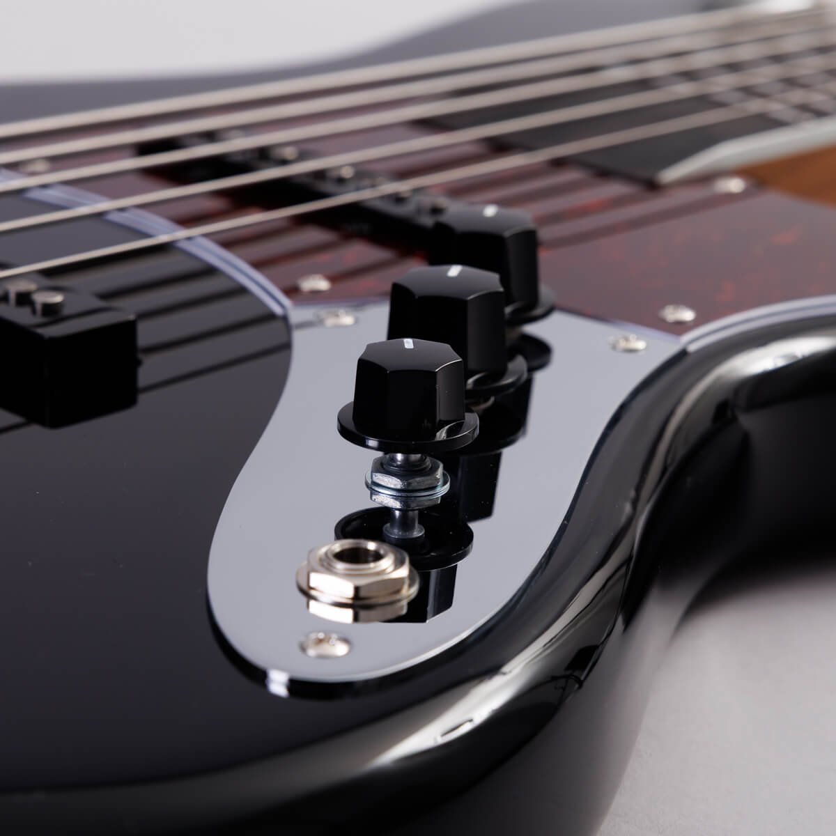 パッシブコントロール＋ハムバッカーモード・スイッチ内蔵